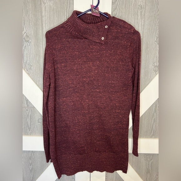 124. GAP Turtleneck Sweater With Button Shoulder XS - Picture 1 of 5